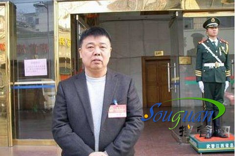 �δ������{��