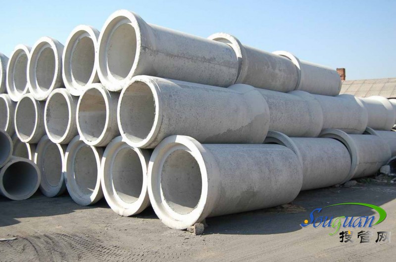 水泥管擋路引發鄰里糾紛