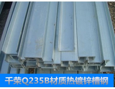 ����\���