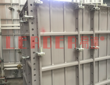 ǧ���f��ʼ�������V��ˇ�_�Cе¡���Ƴ��N�/�A��ͨ���Xģ��ϵ�y