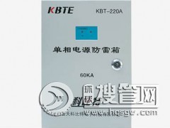 ������������z�y